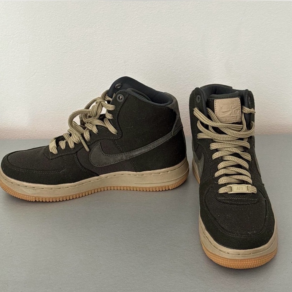 Nike Air Force 1 High Army Green trainers